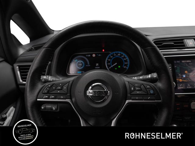 2022 NISSAN LEAF - 22