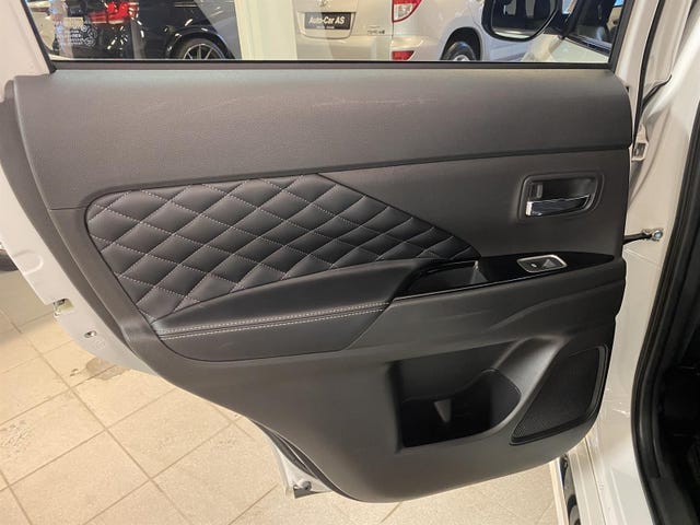 2020 MITSUBISHI OUTLANDER - 16