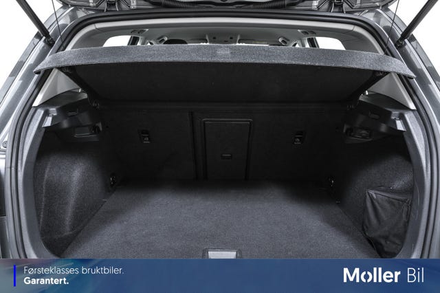 2019 VOLKSWAGEN GOLF - 19