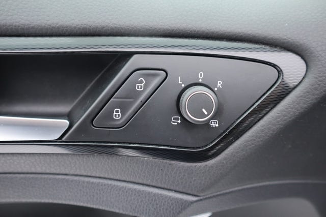 2015 VOLKSWAGEN GOLF - 14