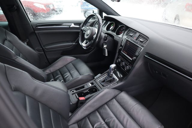 2015 VOLKSWAGEN GOLF - 26