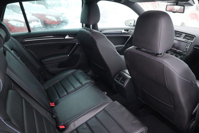 2015 VOLKSWAGEN GOLF - 31