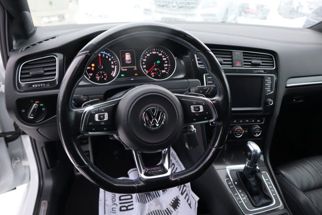 2015 VOLKSWAGEN GOLF - 15