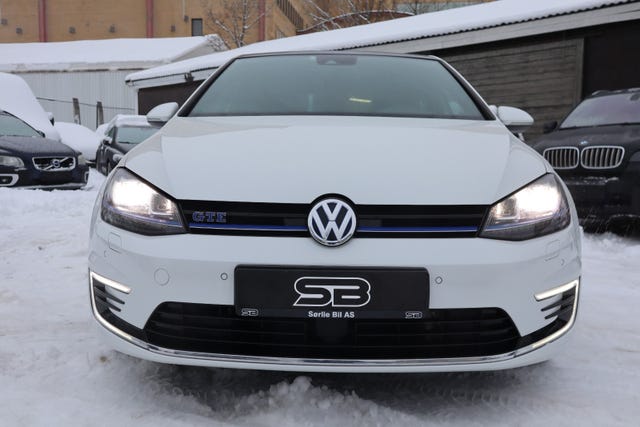 2015 VOLKSWAGEN GOLF - 11
