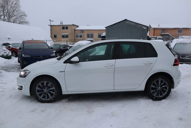 2015 VOLKSWAGEN GOLF - 9