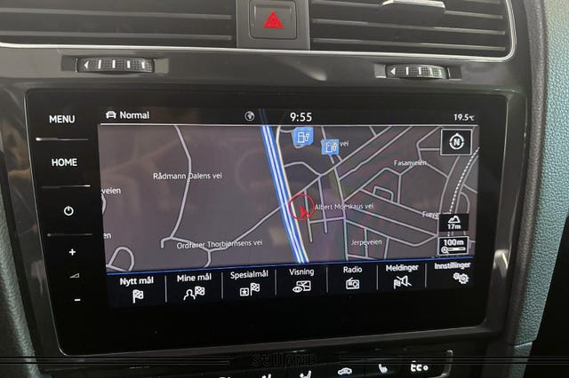 2019 VOLKSWAGEN GOLF - 23
