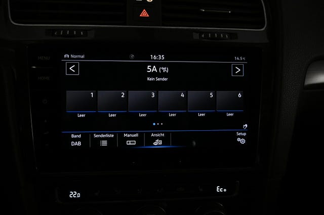2019 VOLKSWAGEN GOLF - 14