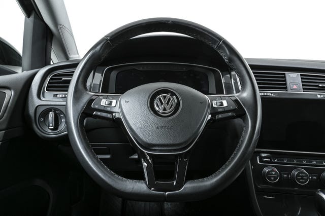 2019 VOLKSWAGEN GOLF - 9