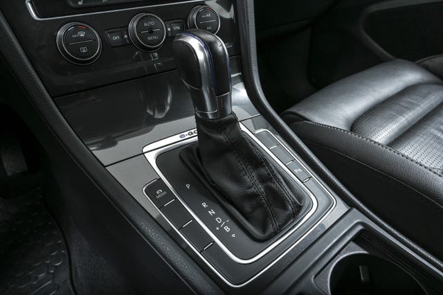 2019 VOLKSWAGEN GOLF - 11