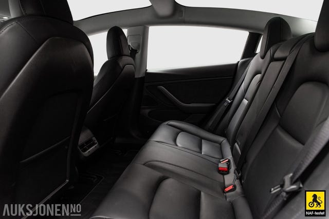 2019 TESLA MODEL 3 - 12