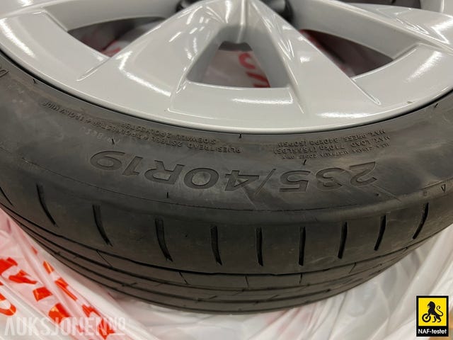 2019 TESLA MODEL 3 - 41