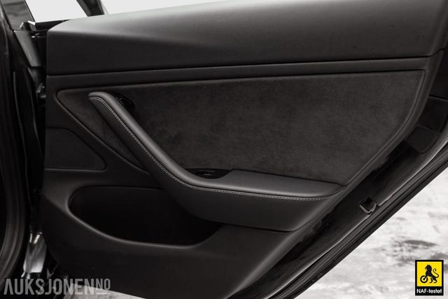 2019 TESLA MODEL 3 - 14