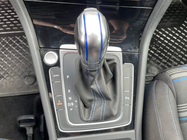 2018 VOLKSWAGEN GOLF - 17