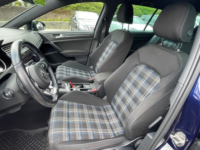 2018 VOLKSWAGEN GOLF - 9