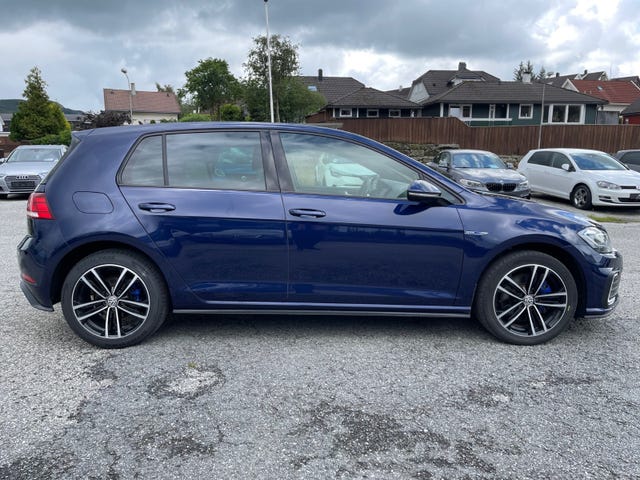WVWZZZAUZJW811786 2018 VOLKSWAGEN GOLF-3