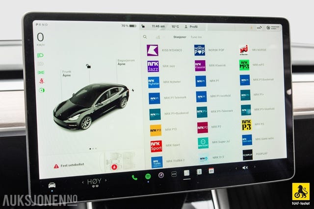2019 TESLA MODEL 3 - 24