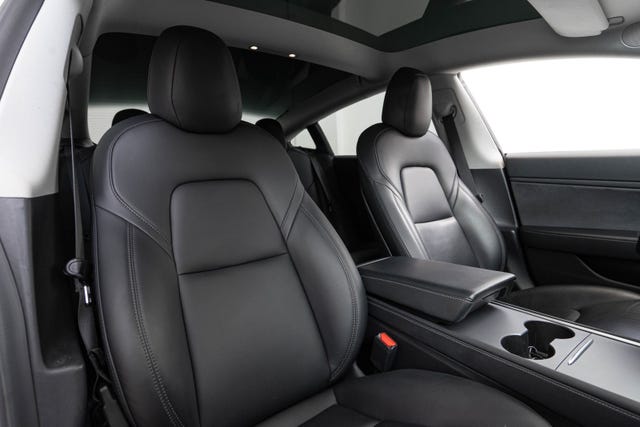 2021 TESLA MODEL 3 - 31
