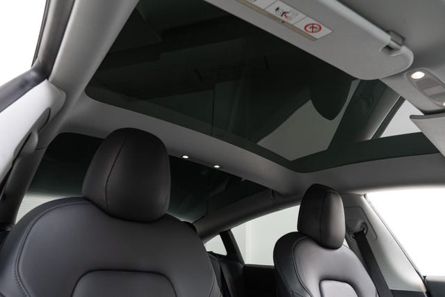 2021 TESLA MODEL 3 - 8