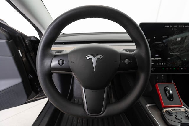 2021 TESLA MODEL 3 - 16