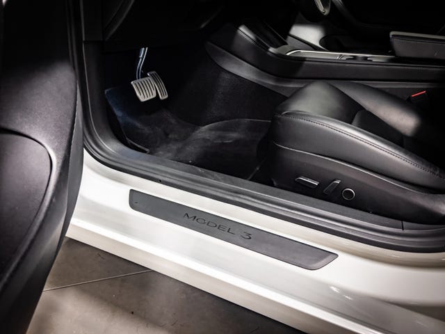 2021 TESLA MODEL 3 - 21