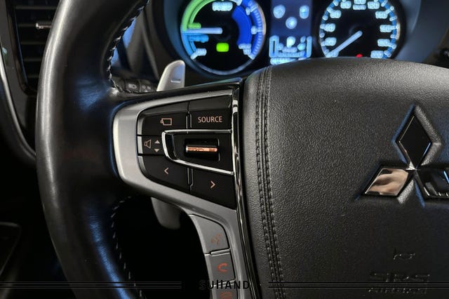2020 MITSUBISHI OUTLANDER - 25