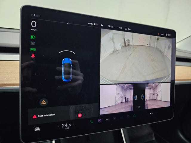 2019 TESLA MODEL 3 - 25