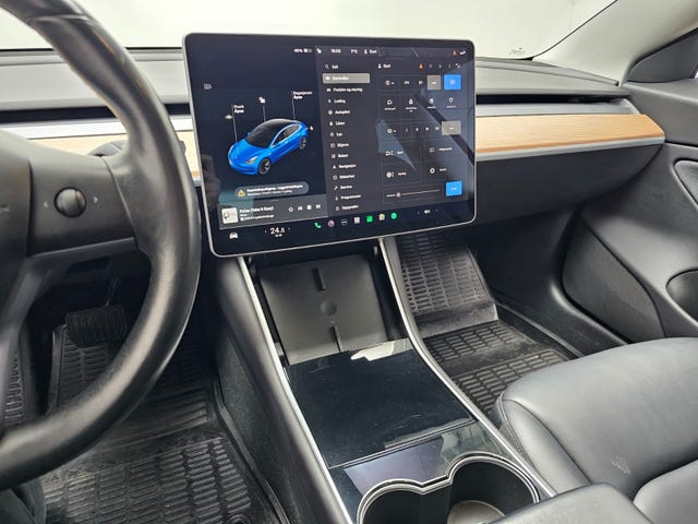 2019 TESLA MODEL 3 - 24
