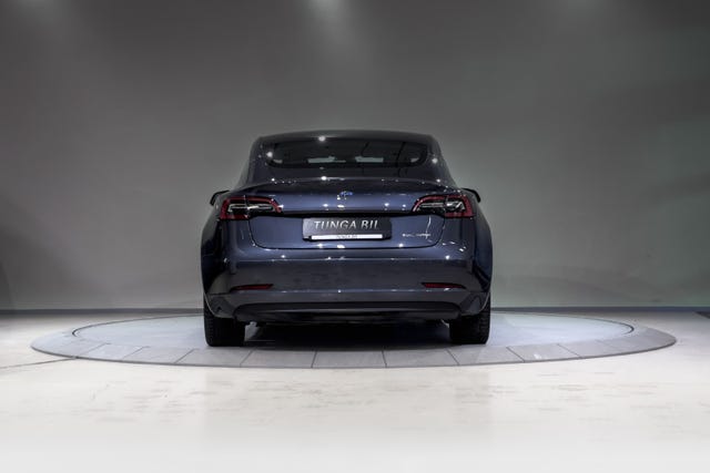 2021 TESLA MODEL 3 - 9