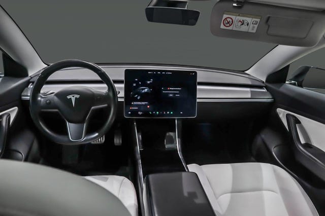 2019 TESLA MODEL 3 - 8