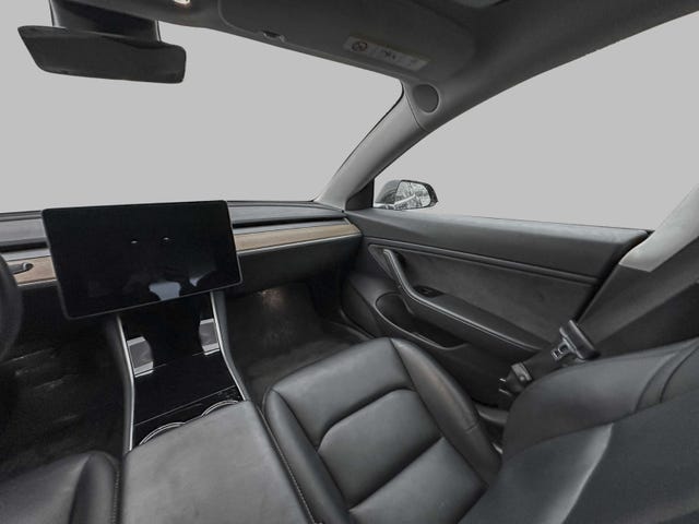 2019 TESLA MODEL 3 - 26