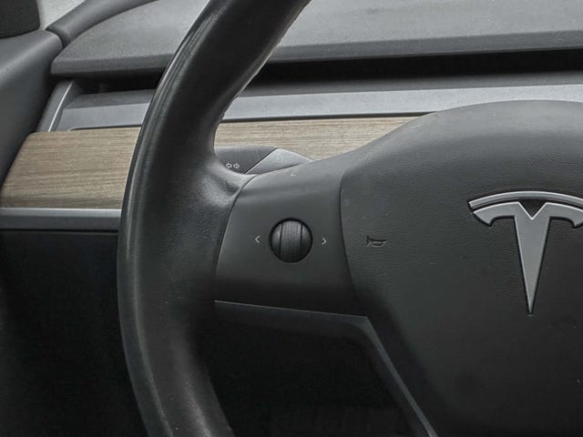 2019 TESLA MODEL 3 - 28