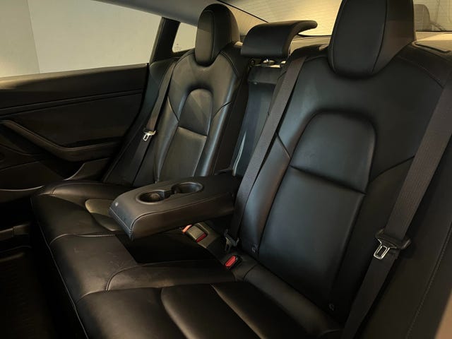 2021 TESLA MODEL 3 - 12