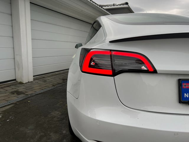 2021 TESLA MODEL 3 - 8