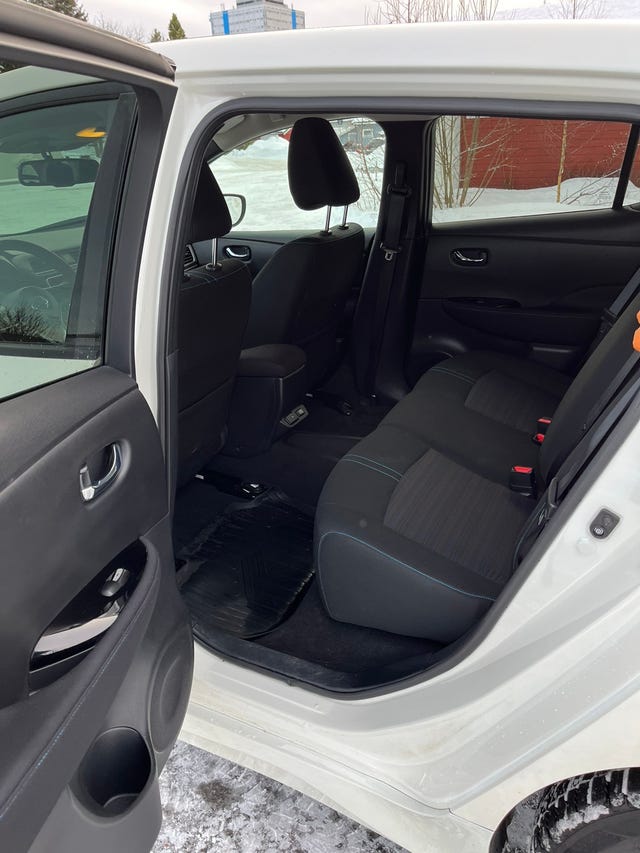 2021 NISSAN LEAF - 8