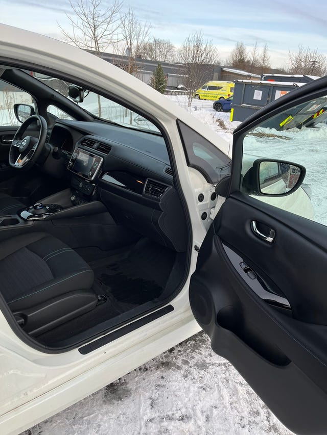 SJNFAAZE1U0146588 2021 NISSAN LEAF-5
