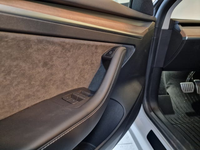 2022 TESLA MODEL 3 - 13