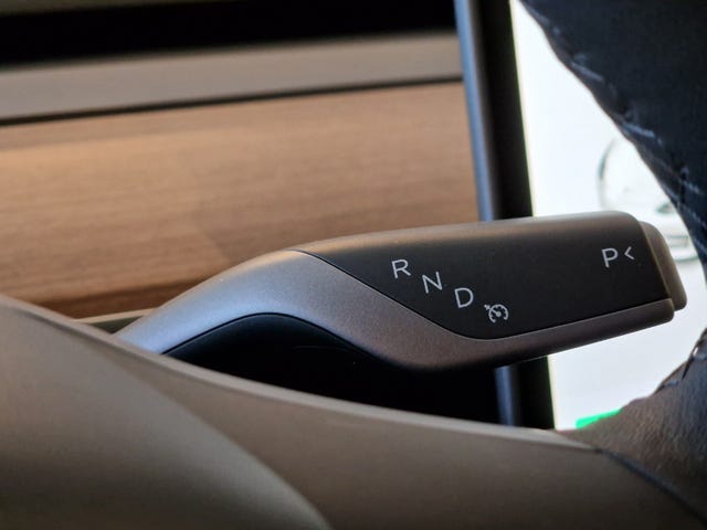 2022 TESLA MODEL 3 - 19