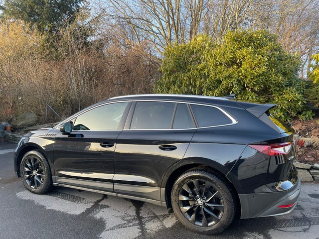 TMBLE9NY7NF044325 2022 SKODA ENYAQ-4