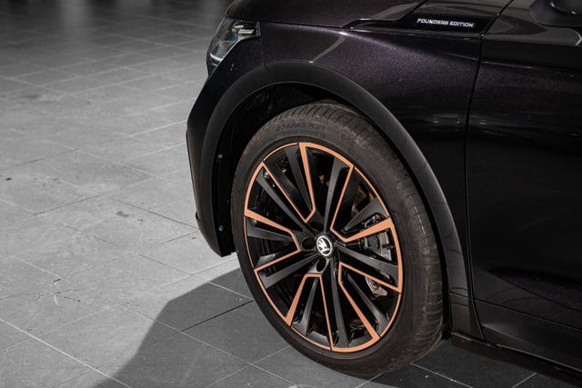 2022 SKODA ENYAQ - 34