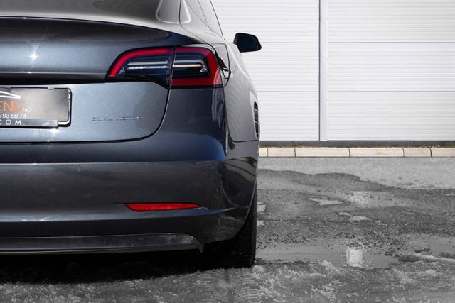 2021 TESLA MODEL 3 - 8