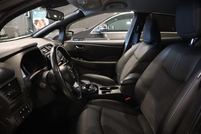 2019 NISSAN LEAF - 9