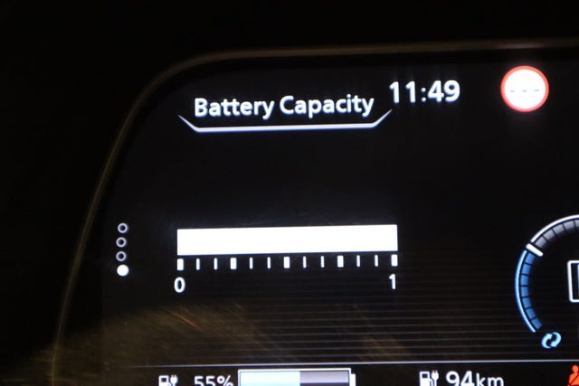 2019 NISSAN LEAF - 19