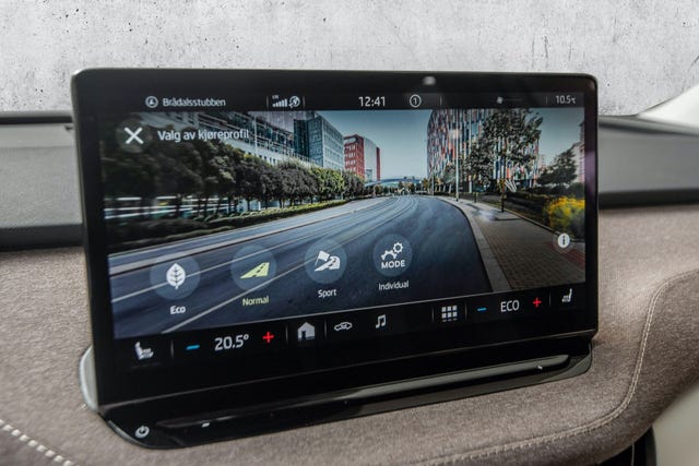 2021 SKODA ENYAQ - 26