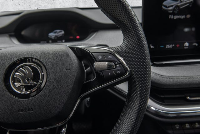 2022 SKODA ENYAQ - 18