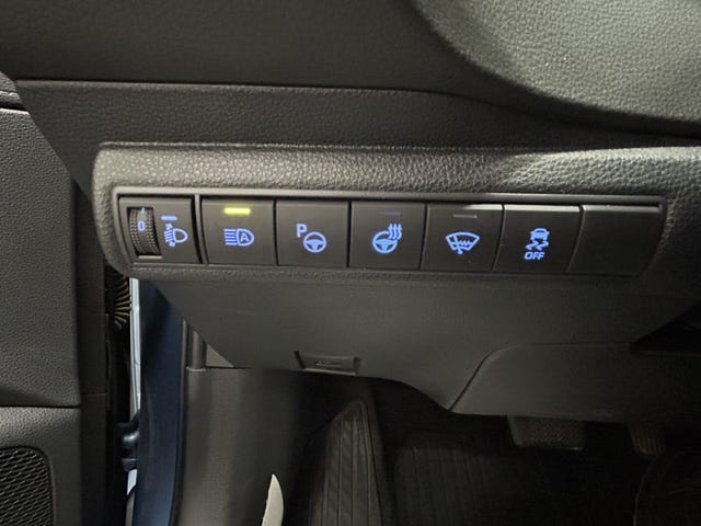 2020 TOYOTA COROLLA - 25