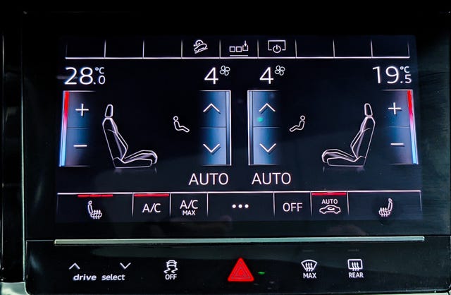 2020 AUDI E-TRON - 23