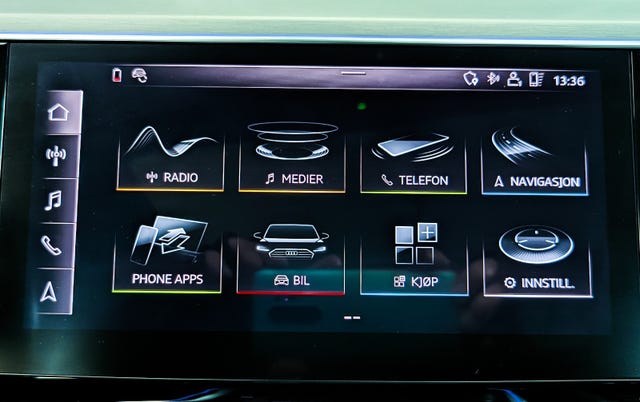 2020 AUDI E-TRON - 25