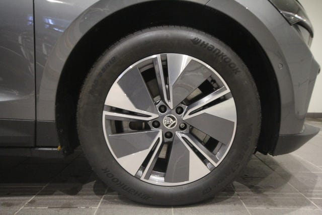 TMBLE7NYXNF026020 2022 SKODA ENYAQ-5
