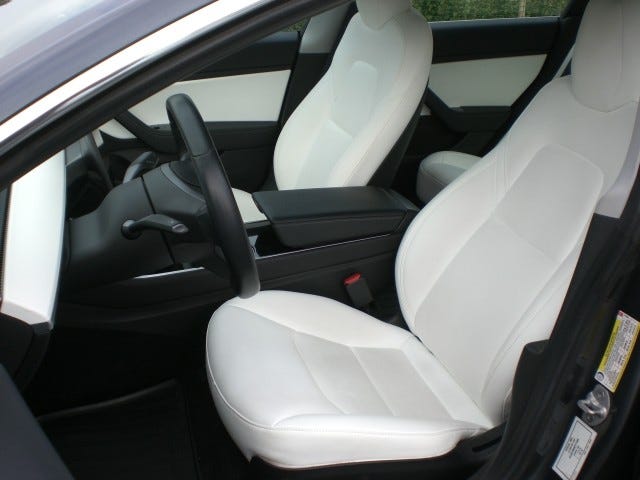 2019 TESLA MODEL 3 - 16