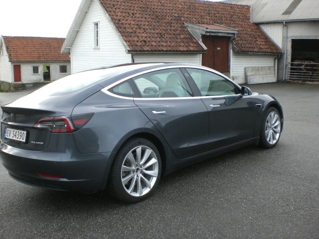 2019 TESLA MODEL 3 - 8